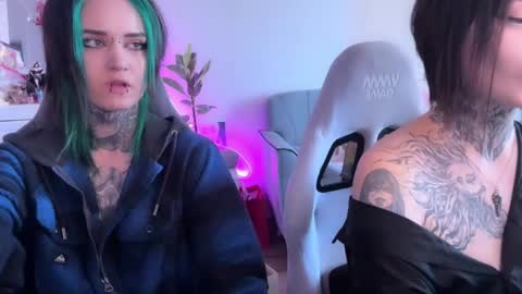   DianaBrite            fansl y online show from May 17, 9:38 am