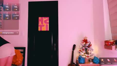 Snapshot of riri_rich chatting on January 10, 11:01 am Rita online show from January 10, 11:01 am