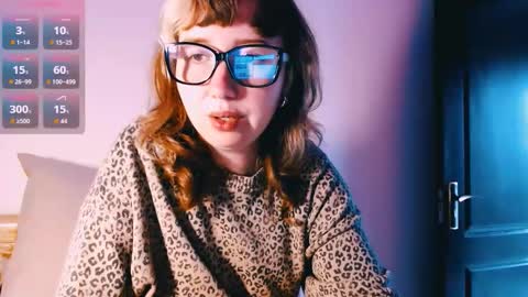 Snapshot of riri_rich chatting on February 3, 5:49 am Rita online show from February 3, 5:49 am