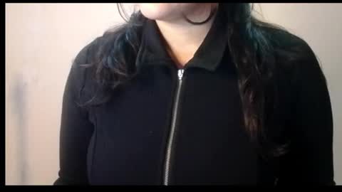 Snapshot of riribabexo chatting on November 18, 3:27 pm Riri online show from November 18, 3:27 pm