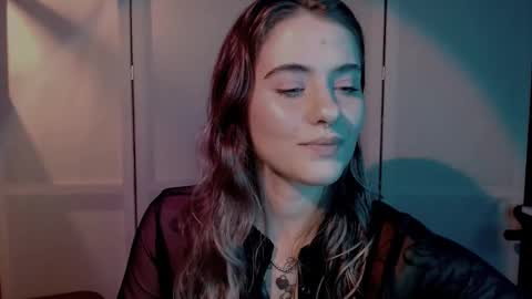 Snapshot of risha_laass chatting on December 18, 5:31 pm risha_laass online show from December 18, 5:31 pm