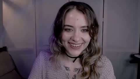 Snapshot of risha_laass chatting on December 19, 5:08 pm risha_laass online show from December 19, 5:08 pm