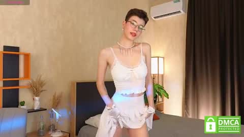 Snapshot of riskyteasse chatting on February 3, 7:51 am Agnes online show from February 3, 7:51 am