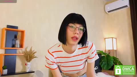 Snapshot of riskyteasse chatting on March 12, 7:57 am Agnes online show from March 12, 7:57 am