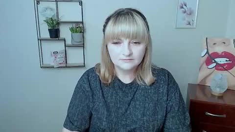 Snapshot of rita_sunshine chatting on September 23, 9:56 am rita_sunshine online show from September 23, 9:56 am