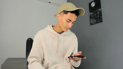 Ritchie Alameda online show from October 19, 11:22 am