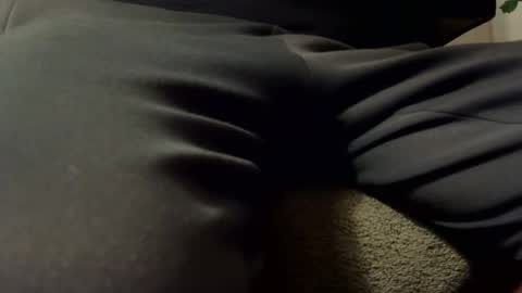 Snapshot of riverskarltc chatting on December 18, 3:26 am RiverskarlTC online show from December 18, 3:26 am