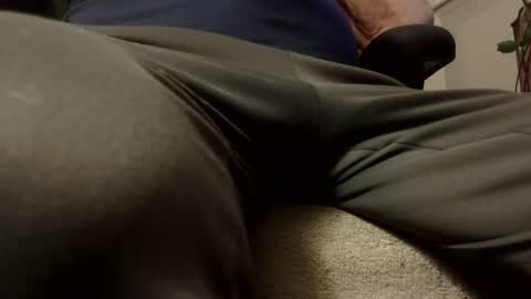 Snapshot of riverskarltc chatting on October 13, 1:05 am RiverskarlTC online show from October 13, 1:05 am