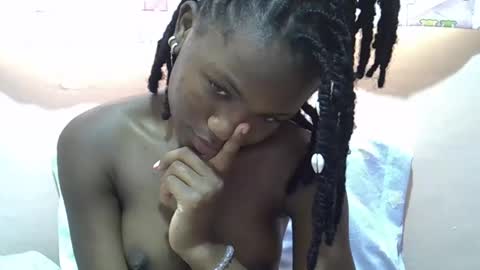 Snapshot of riyan_sexy chatting on September 18, 10:39 am riyan online show from September 18, 10:39 am