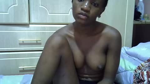 Snapshot of riyan_sexy chatting on October 30, 7:32 am riyan online show from October 30, 7:32 am