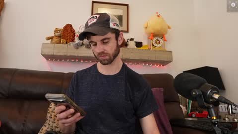 Snapshot of rndmzd chatting on December 22, 5:42 pm Ryan aka KeylimeRy online show from December 22, 5:42 pm