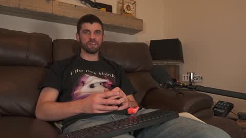 Snapshot of rndmzd chatting on January 20, 5:59 am Ryan aka KeylimeRy online show from January 20, 5:59 am