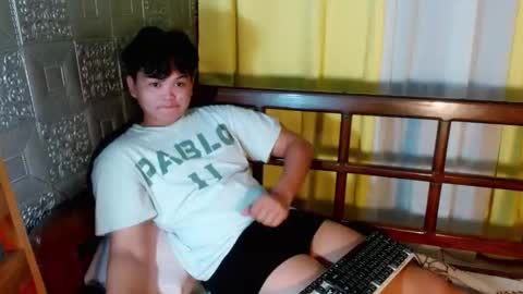 Snapshot of rnl_cum chatting on October 21, 5:35 pm RICH MY GOAL online show from October 21, 5:35 pm