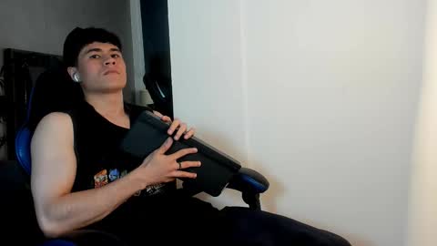 Roan Birkin online show from November 16, 7:30 pm