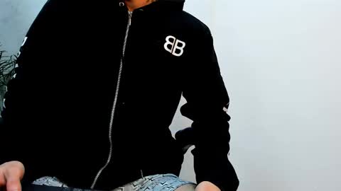 Roan Birkin online show from November 18, 8:35 pm