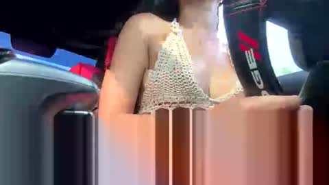 roarmance1 online show from October 5, 9:34 pm