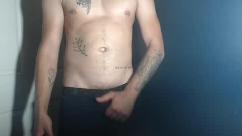 Snapshot of roastingcorn chatting on May 23, 3:34 am RoastingCorn online show from May 23, 3:34 am