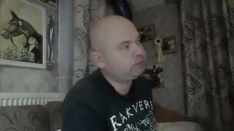 rob18997 online show from November 5, 2:50 pm