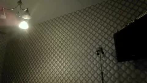 rob18997 online show from December 14, 12:27 am