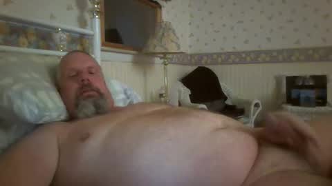 Snapshot of rob9271963 chatting on March 14, 10:32 am Rob online show from March 14, 10:32 am