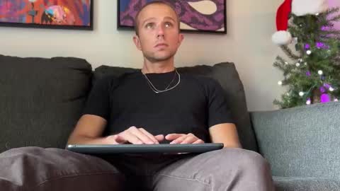 Snapshot of rob_ryder chatting on December 19, 10:17 pm rob ryder online show from December 19, 10:17 pm