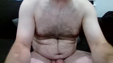 Snapshot of robato2815 chatting on October 18, 3:53 am robato2815 online show from October 18, 3:53 am