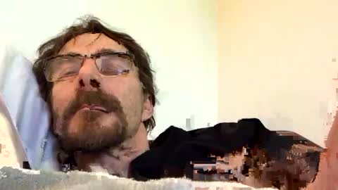 Snapshot of robburt374 chatting on January 17, 10:23 pm robburt374 online show from January 17, 10:23 pm