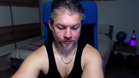 robbyshawz online show from December 12, 10:02 am