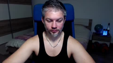 robbyshawz online show from December 19, 9:51 am