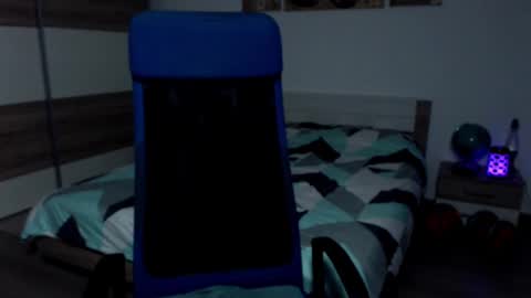 robbyshawz online show from January 12, 8:36 am