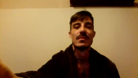 Snapshot of rober777xxl chatting on December 30, 2:53 am rober777xxl online show from December 30, 2:53 am