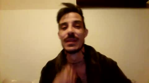 Snapshot of rober777xxl chatting on January 4, 1:10 pm rober777xxl online show from January 4, 1:10 pm