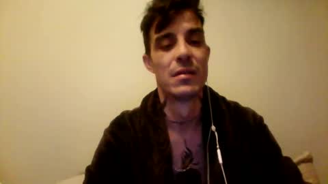 Snapshot of rober777xxl chatting on January 6, 3:42 am rober777xxl online show from January 6, 3:42 am