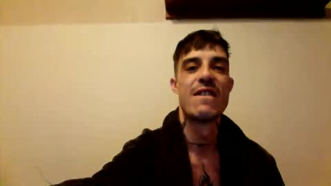 Snapshot of rober777xxl chatting on January 18, 11:44 pm rober777xxl online show from January 18, 11:44 pm