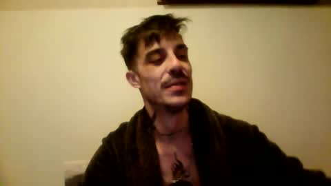 Snapshot of rober777xxl chatting on February 20, 3:23 am rober777xxl online show from February 20, 3:23 am