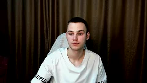 robert10211 online show from January 12, 7:19 pm