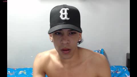 robert_kingg online show from February 10, 7:12 am