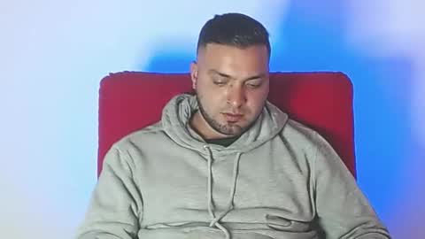 Stiven - online show from May 3, 9:32 pm