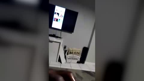 Snapshot of robertbradfordjr3 chatting on July 17, 1:23 am robertbradfordjr3 online show from July 17, 1:23 am