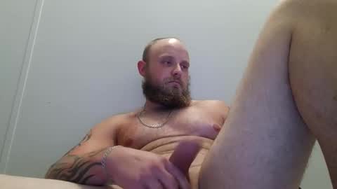 robertd5094 online show from November 30, 3:38 pm