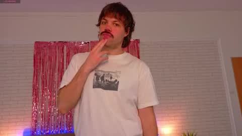 Snapshot of robertnexonn chatting on February 14, 2:14 pm Robert online show from February 14, 2:14 pm