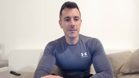 roberto4ever online show from May 3, 5:52 pm