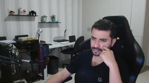 robertocarlos19 online show from October 7, 3:14 am
