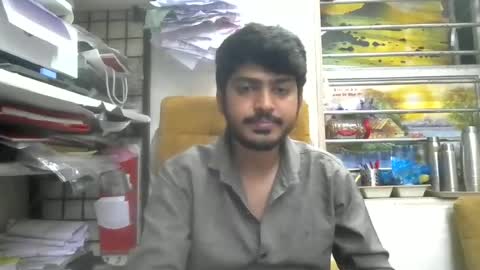 Snapshot of robertsalia220 chatting on July 9, 1:37 pm Robertsalia online show from July 9, 1:37 pm