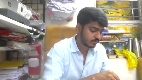 Snapshot of robertsalia220 chatting on July 22, 1:14 pm Robertsalia online show from July 22, 1:14 pm