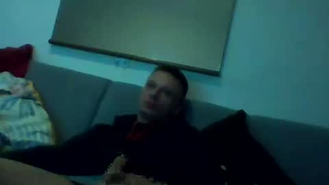 Snapshot of robertxxxpo chatting on December 25, 9:02 am Zenek online show from December 25, 9:02 am