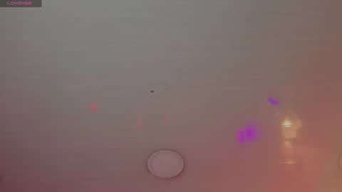 robin_bennett_ online show from July 8, 12:42 pm