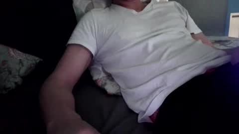 robin_hoody_1990 online show from January 24, 1:47 pm