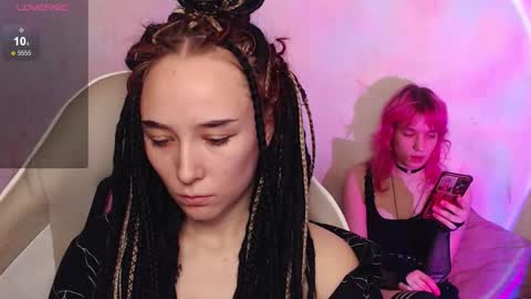 Snapshot of robin_yours chatting on November 23, 1:22 pm Robin your online show from November 23, 1:22 pm