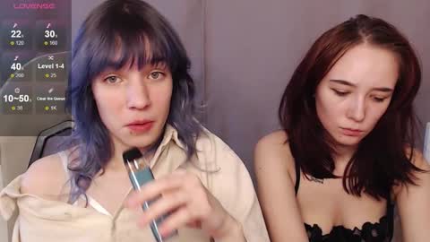 Snapshot of robin_yours chatting on March 9, 8:51 am Robin your online show from March 9, 8:51 am